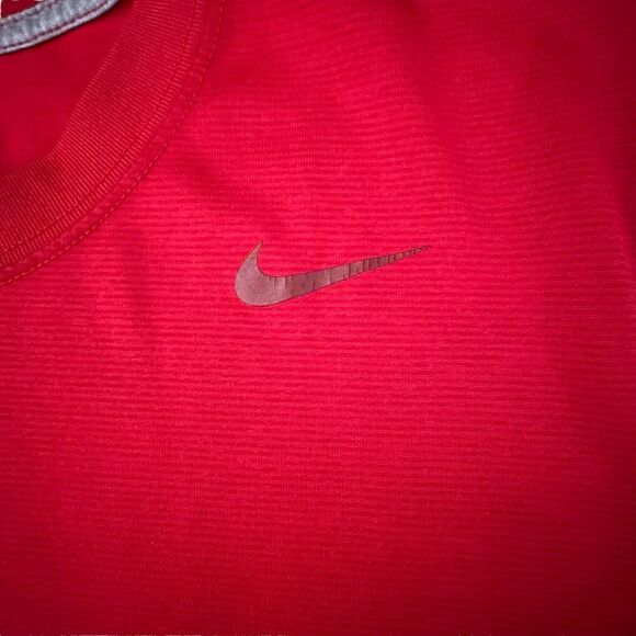 Nike ~ Set of 2 ~ Red Drifit Pullover Shirts ~ size Medium - Picture 4 of 16